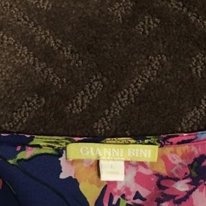 Gianni Bini Dresses - Gianni Bini Floral Romper Gianni Bini Dresses - Gianni Bini Floral Romper